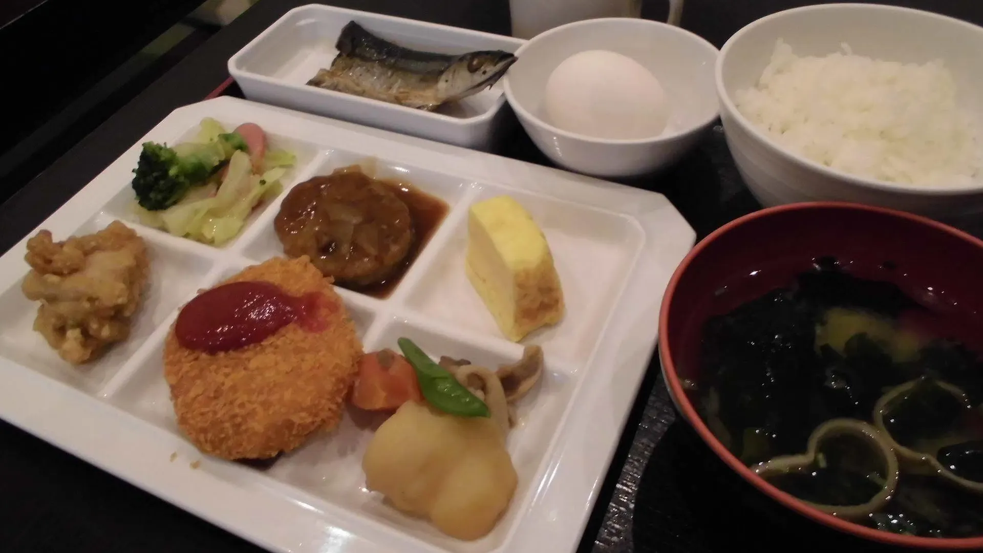 Wellbe Meieki Nagoya Capsulehotel